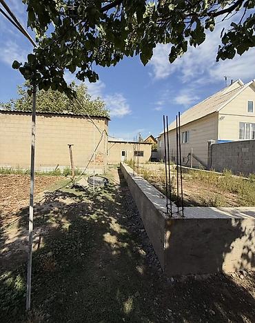 2 комнаты, 490 м², 490 соток, Бишкек, Собственник at lalafo.kg 2 комнаты, 490 м², 490 соток, Бишкек, Собственник