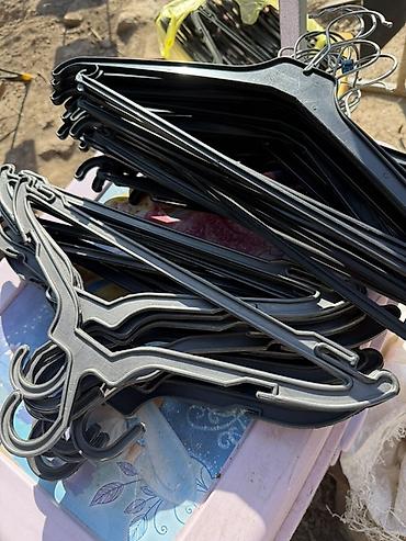 фудбольные формы: Вешалки для одежды для брюк в большом количестве — 2