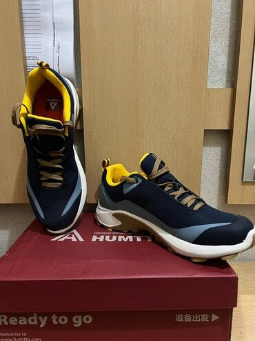 обувь ручной работы бишкек: Мужские кроссовки, 41, Новый, цвет - Синий, Самовывоз, Платная доставка