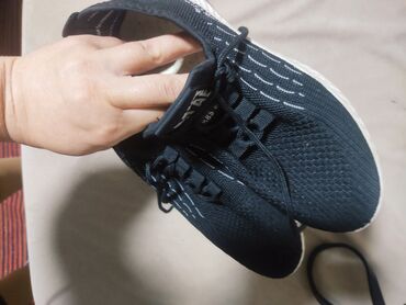 Women's Sneakers and athletic shoes: Ölçü: 39, rəng - Ağ, İşlənmiş — 11