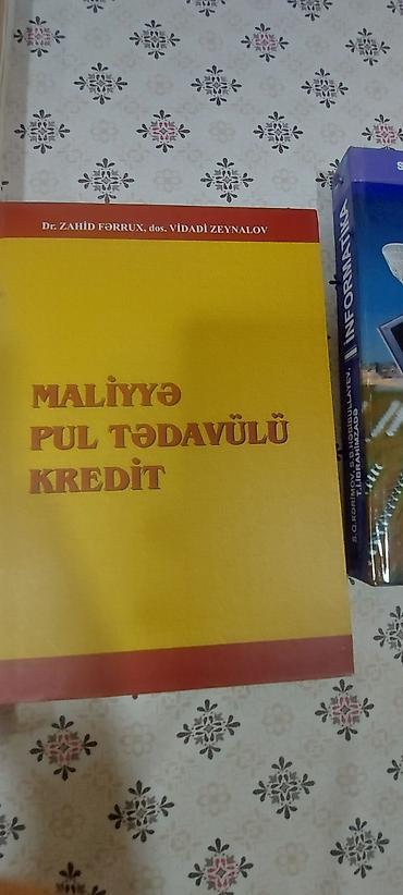 Tədris ədəbiyyatı: Kitab dəsti – İqtisadiyyat və İnformatikakitablar her biri 4 manata — 5