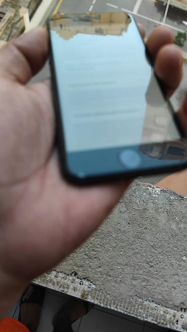 iphone 1x: IPhone SE 2020, 64 GB, Qara, Barmaq izi — 3