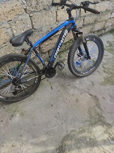 Velosipedlər: Sportmaster dağ velosipedi - Çərçivə: yüngül alaşımlı, mavi-qara rəng — 1