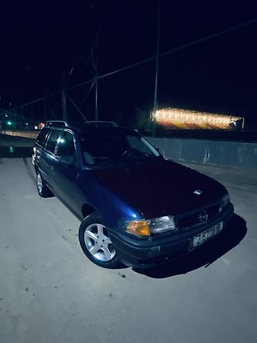 авто кочкор: Opel Astra: 1996 г., 1.6 л, Кол менен иштөөчү, Бензин, Универсал — 1