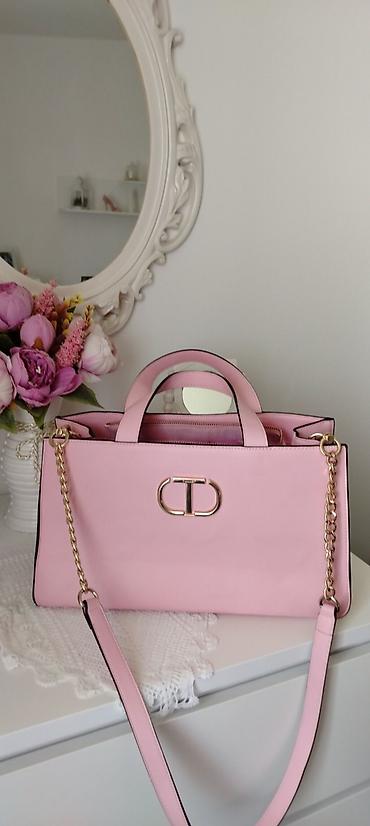 doca torbe: ORIGINAL TWINSET roze torba, sa dužim kaišem i dve kraće ručke, ima — 4