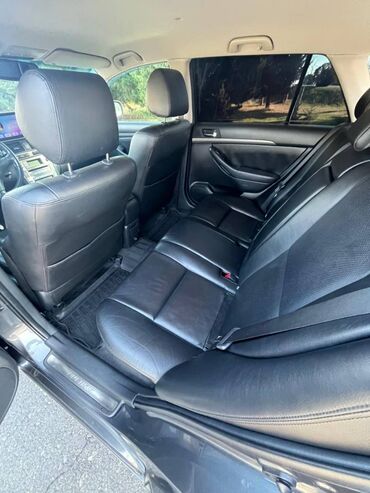 Toyota: Toyota Avensis: 2 l | 2007 il Universal — 8