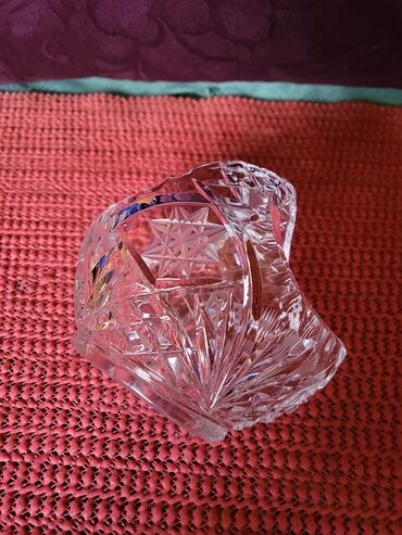 Ostalo posuđe: Korpica nova kristal,led kristal 70te. Korpica nova sve na njoj na lalafo.rs — 9 Ostalo posuđe: Korpica nova kristal,led kristal 70te. Korpica nova sve na njoj — 9