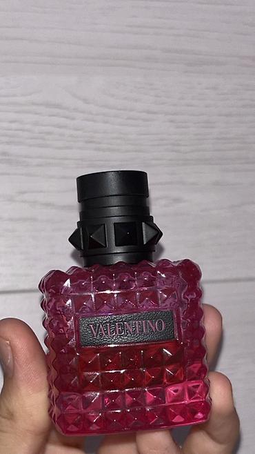 qadın ayaqqabi: Valentino Donna Born in Roma Extradosə – Parfum ~Parfümü işlədənlər — 3