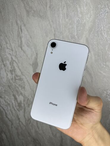 iphone продаю: IPhone Xr, Б/у, 64 ГБ, Белый, Защитное стекло, Чехол, 78 %