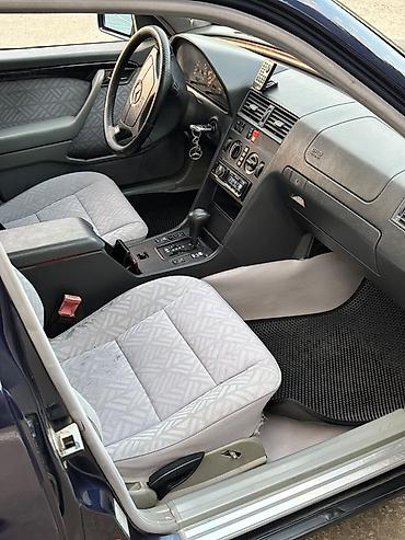 astra g on stupitsa: Mercedes-Benz C200 sedan - Kuzov: W202, 4 qapı, tünd göy rəng - — 6