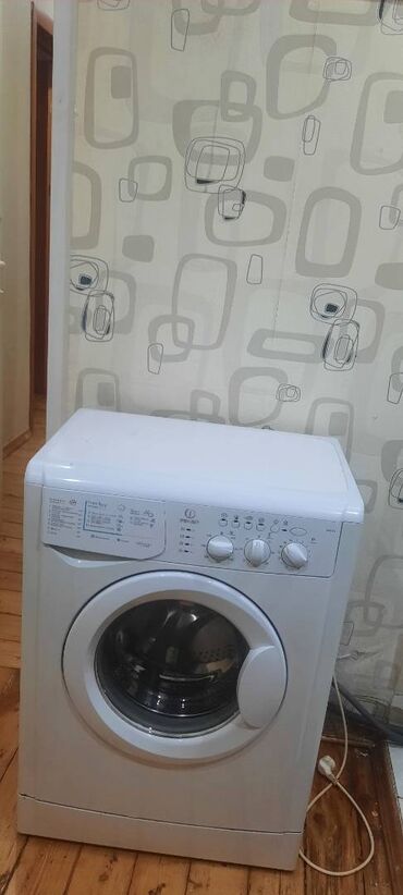 indesit paltaryuyan: Paltaryuyan maşın Indesit, 5 kq