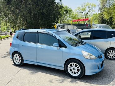 электрон машина: Honda Fit: 2003 г., 1.5 л, Автомат, Бензин, Хэтчбэк
