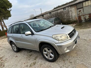 prodaja polovnih automobila leskovac: Toyota RAV4: 0.4 - engine capacity l | 2005 г. SUV/4x4