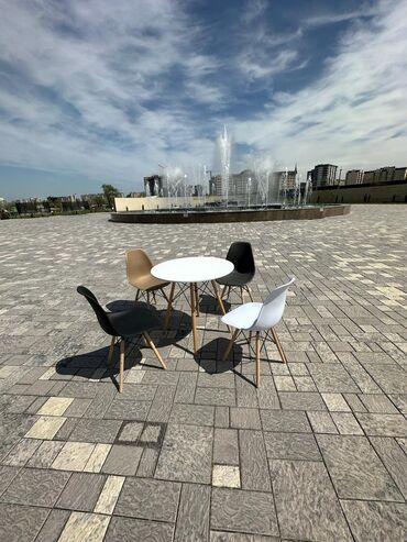 Табуретки: Стул пластиковый — 8