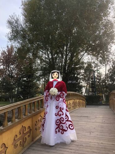 кавказское платье: Свадебное платье от бренда BAIRA Состояние идеальное, новое Реальному