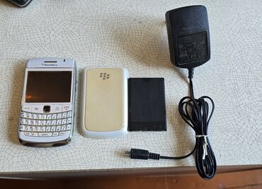 телефон флай фс517: Blackberry Bold 9780, rəng - Ağ, Düyməli lalafo.az -da телефон флай фс517: Blackberry Bold 9780, rəng - Ağ, Düyməli