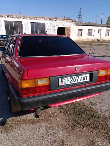 стрим авто: Audi 80: 1986 г., 1.8 л, Механика, Бензин, Седан