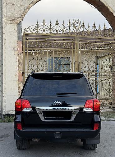 Toyota: Toyota Land Cruiser: 2013 г., 4 л, Автомат, Газ, Внедорожник — 6