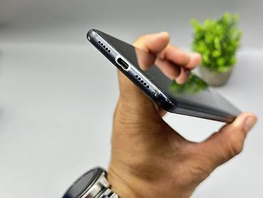 хиоми: Xiaomi, Mi 8, Б/у, 128 ГБ, цвет - Черный, 2 SIM — 4