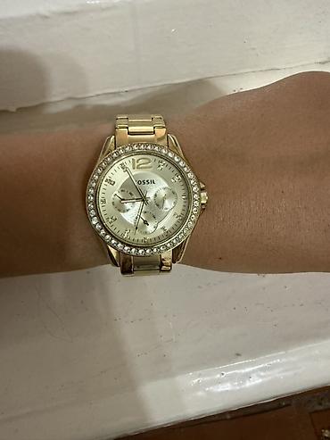 часы оптом: Женские часы Fossil, золотистая сталь. - Корпус и браслет из — 5