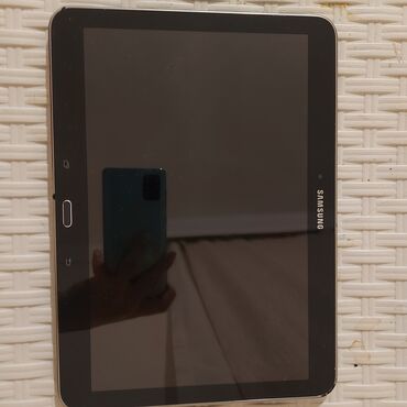 Masaüstü kompüterlər və iş stansiyaları: Samsung TAB 4 işlək vəziyyətdə deyil zaretka yeri dəyişilməlidir