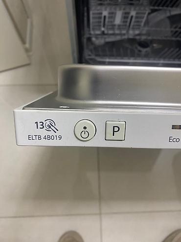 Mətbəx texnikası: Qabyuyan maşın – Hotpoint ELTB 4B019 - Tam ölçülü, quraşdırılan model — 1