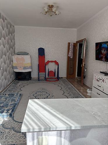 Продажа квартир: 1 комната, 44 м², 11 мкр 106 серия, 4 этаж, Косметический ремонт — 3