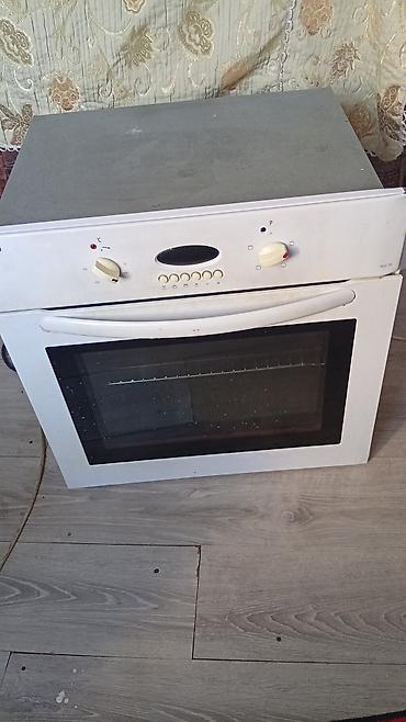 İnkişaf etdirilmiş funksiyalara malik quraşdırılan elektrik sobası -