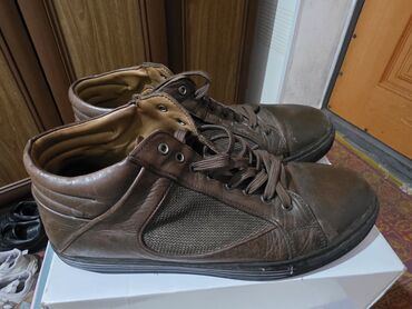 Botinkalar: Qış üçün kişi botları - Rəng: qara - Material: dərili üst hissə - — 18