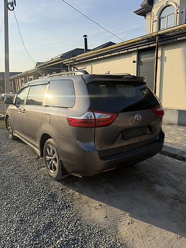 aida: Toyota Sienna: 2019 г., 3.5 л, Автомат, Бензин, Минивэн — 2