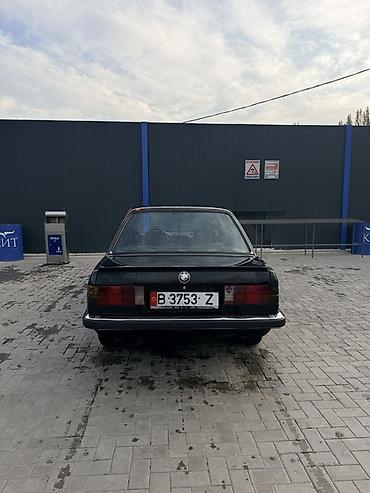BMW 3 series: 1984 г., 2 л, Механика, Бензин, Седан