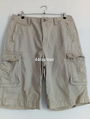 Kişi şortları – 44 ölçü - Rəng: bej - Model: kargo şortu - Material