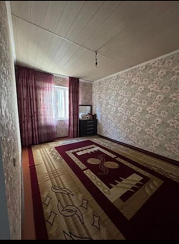 Продажа коттеджей и домов: Срочно продается большой дом 140м² в г.Бишкек ж/м Балбан таймаш 5 — 6