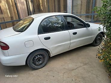 a klass: Daewoo Lanos: 1997 г., Механика, Седан — 4
