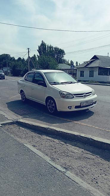 carina e: Toyota Echo: 2001 г., 1.5 л, Автомат, Бензин, Седан — 2