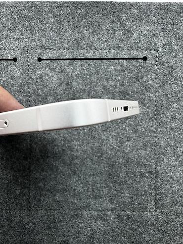 Apple iPhone: IPhone 13, Б/у, 256 ГБ, Белый — 5