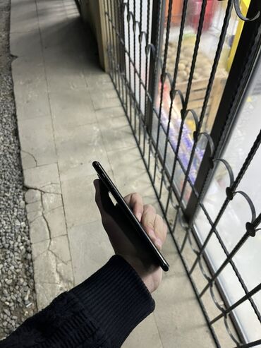 Apple iPhone: IPhone 11 Pro Max, 64 GB, Space Gray, Simsiz şarj, Face ID — 9