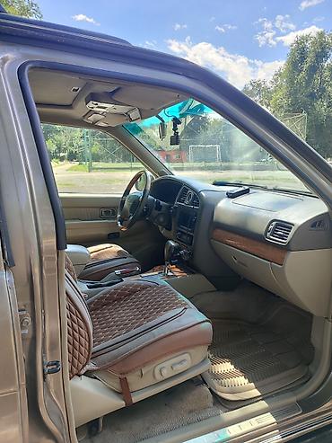 Продажа авто: Infiniti QX4: 2001 г., 3.5 л, Автомат, Газ, Универсал — 8