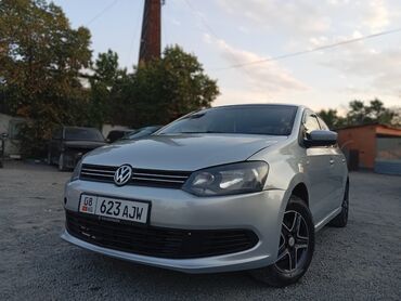 поло 2013: Volkswagen Polo: 2013 г., 1.6 л, Механика, Бензин, Седан