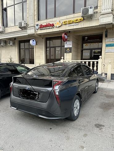 приус 2023: Toyota Prius: 2016 г., Гибрид, Хэтчбэк — 3