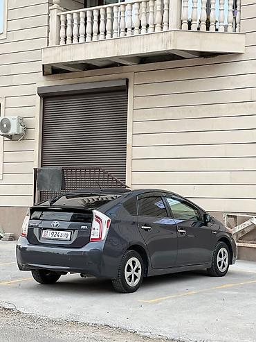 Toyota: Toyota Prius: 2013 г., 1.8 л, Вариатор, Гибрид, Лифтбек — 6