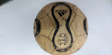 Rekviziti za vežbanje: Lopte za fudbal br.5: Umbro, Derbi i Adidas i druge vest — 13