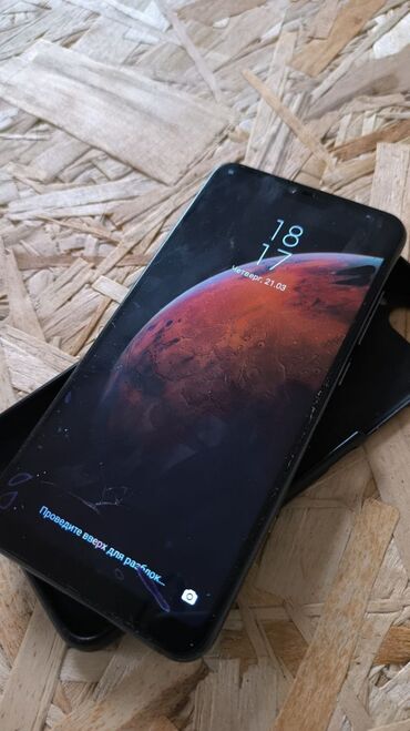 наушники mi: Xiaomi, Mi 8 Lite, Б/у, 64 ГБ, цвет - Черный, 2 SIM