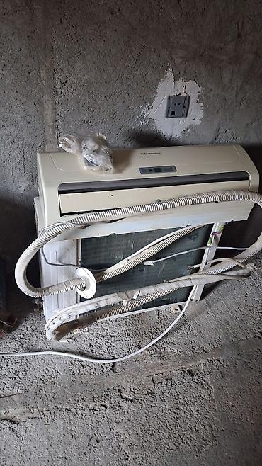 kondisioner 2 ci əl: Kondisener satilir işlek veziyetde — 4
