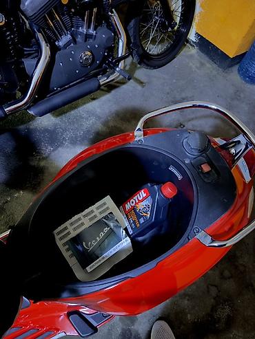 vespa: Italyandır,tezedir,18 km zavod test yürüşündədir,dekor kimi istifade — 9