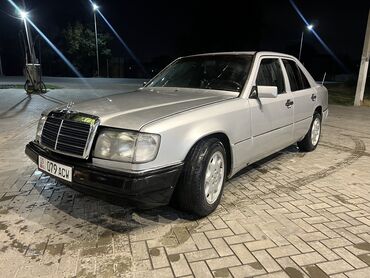 Mercedes-Benz: Mercedes-Benz 230: 1993 г., 2.3 л, Механика, Бензин, Седан