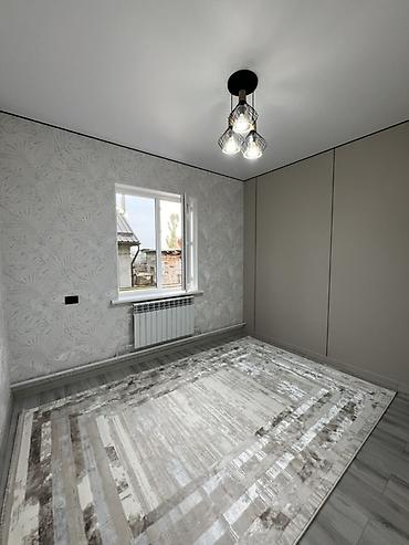 парков: 3 комнаты, 93 м², 3 соток, Новопавловка, Собственник — 8