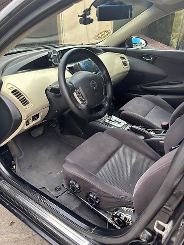 Транспорт: Nissan Primera: 2 л | 2005 г. Седан — 8