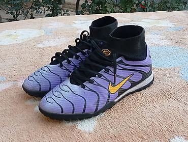 сороко: Футбольные бутсы/сороконожки Nike с носком-манжетой - Тип — 1