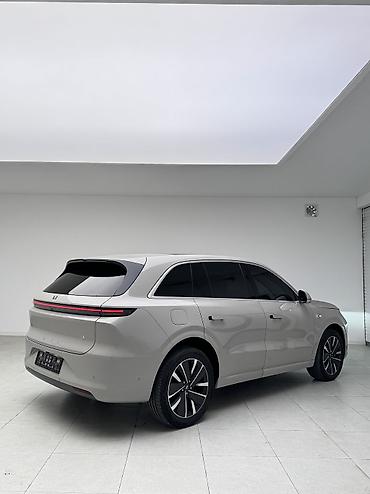 byd e6: Lixiang L6: 2025 г., 1.5 л, Автомат, Электромобиль, Внедорожник — 9